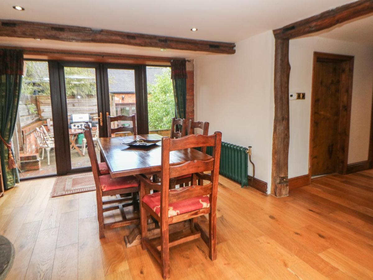Villa The Haybarn à Lichfield Extérieur photo