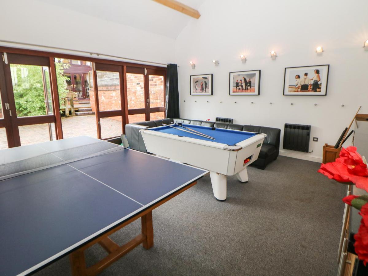 Villa The Haybarn à Lichfield Extérieur photo