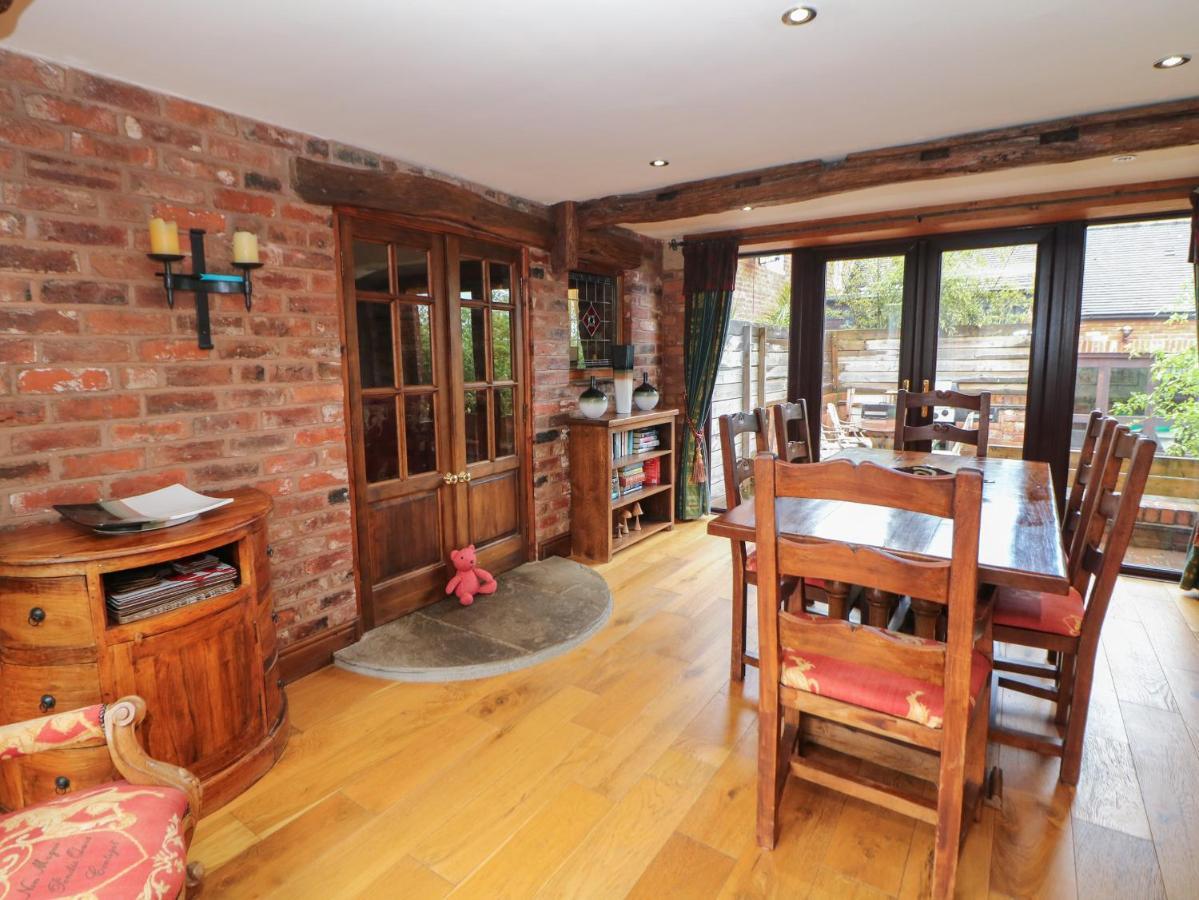 Villa The Haybarn à Lichfield Extérieur photo