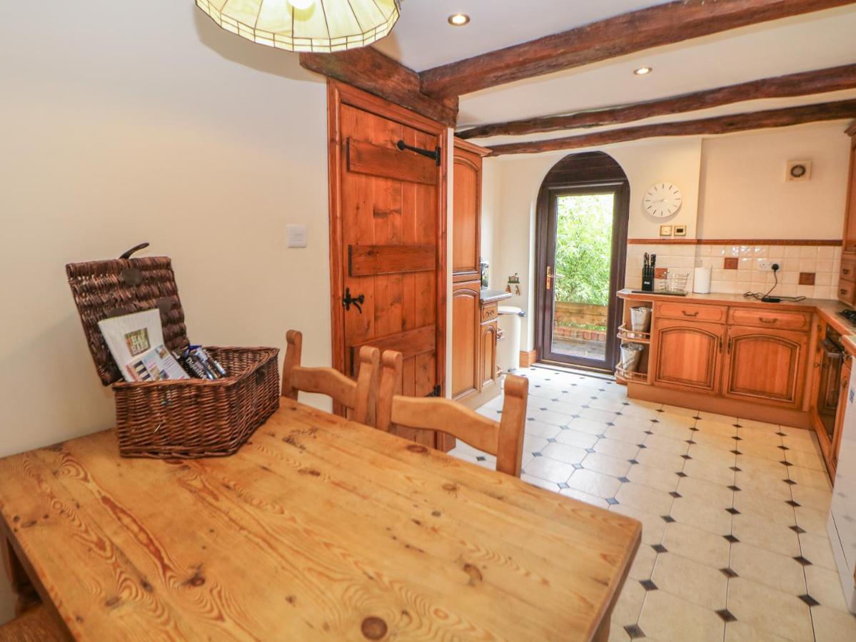 Villa The Haybarn à Lichfield Extérieur photo