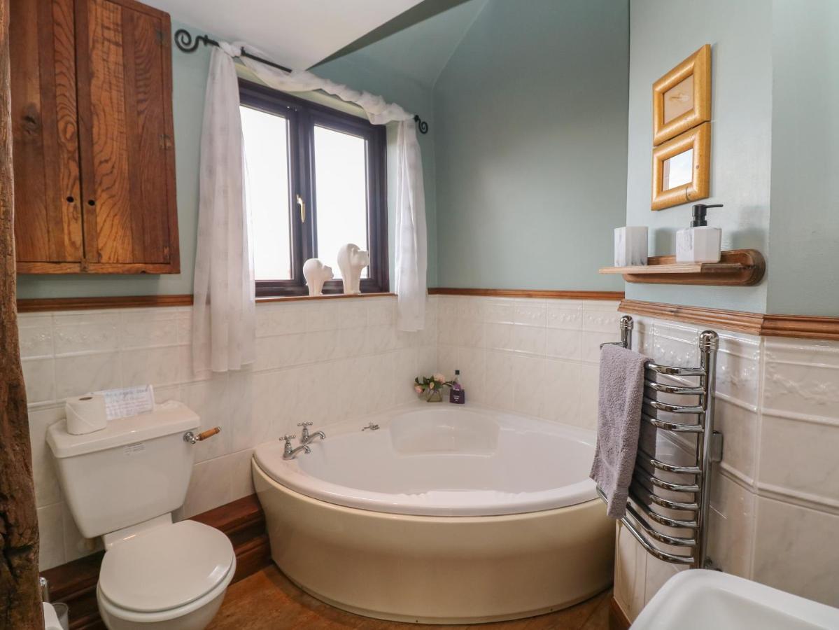 Villa The Haybarn à Lichfield Extérieur photo